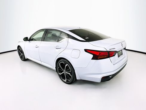 Used 2024 Nissan Altima 2.5 SR FWD image 5