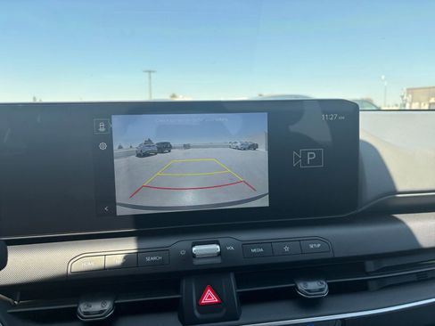 Used 2025 Kia K4 FWD image 22