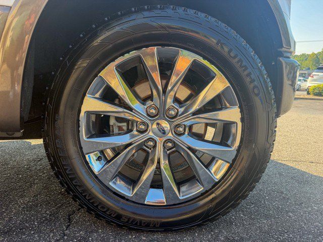 Used 2017 Ford F150 Lariat AWD/4WD image 24