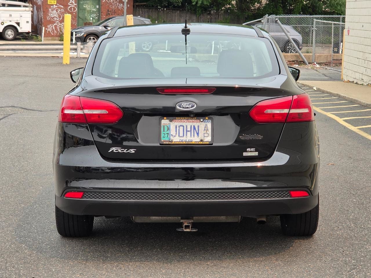 Used 2017 Ford Focus SE FWD image 6