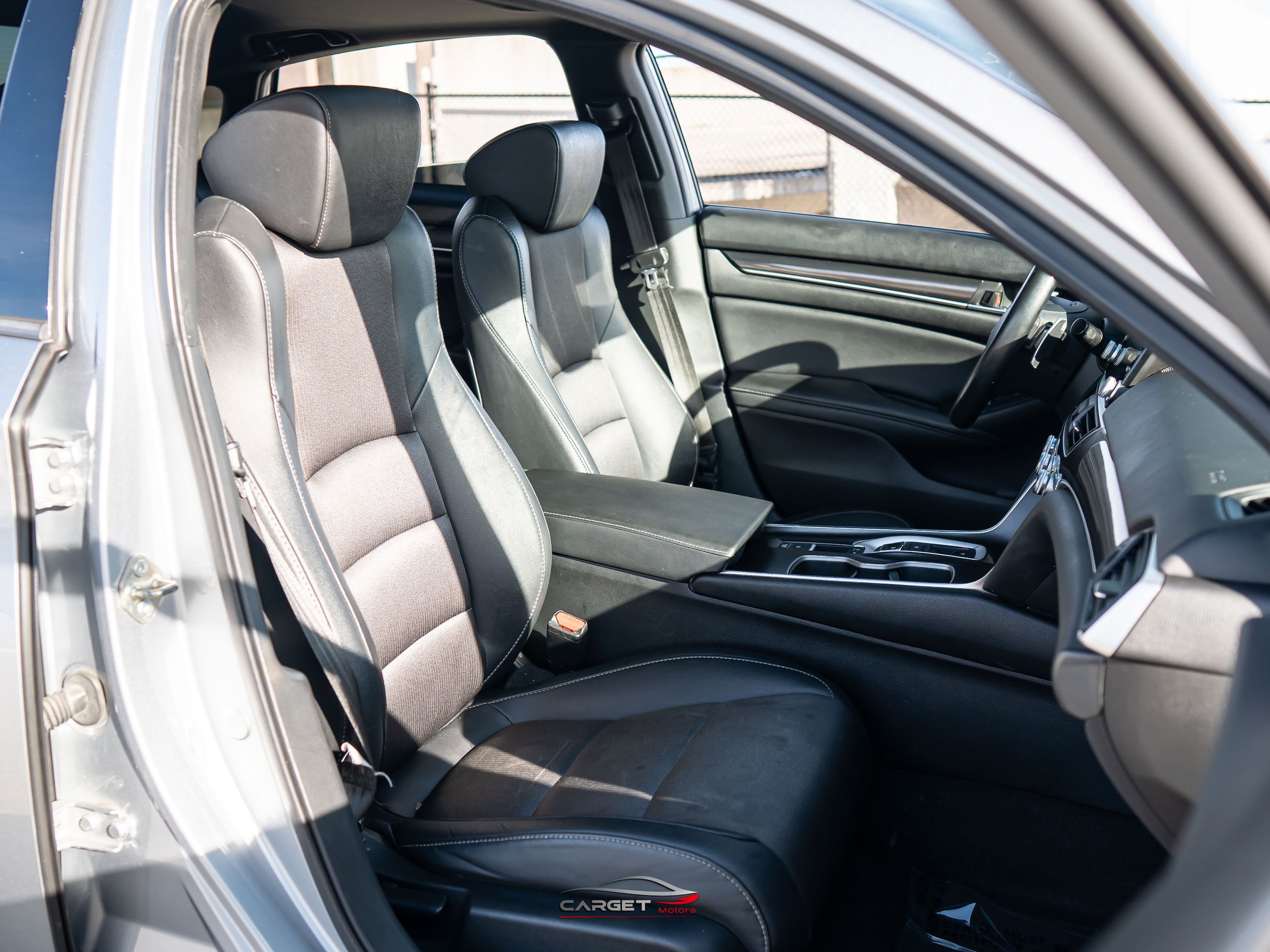 Used 2019 Honda Accord Sport image 15