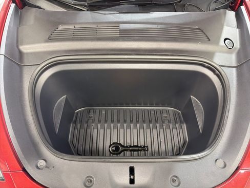 Used 2023 Tesla Model Y Long Range image 10