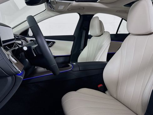 Used 2026 Mercedes-Benz E 450 E 450 image 17