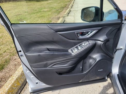 Used 2019 Subaru Forester Limited w/ Popular Package #3 image 27