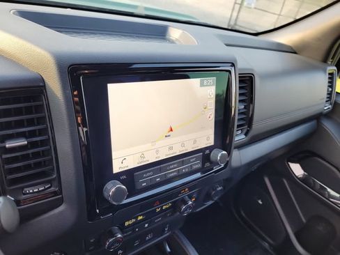 Used 2022 Nissan Frontier PRO-4X w/ Pro-4X Premium Package AWD/4WD image 28
