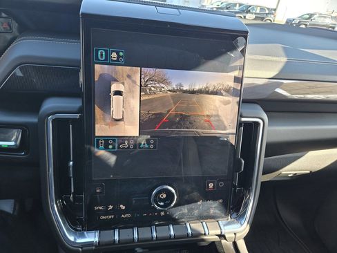 New 2026 GMC Yukon XL Elevation w/ LPO, Floor Liner Package image 8