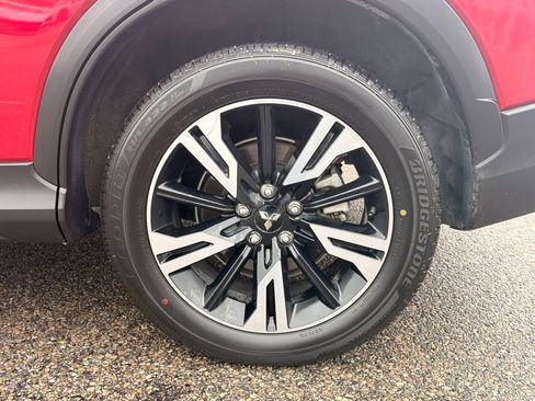 Used 2024 Mitsubishi Eclipse Cross SE AWD/4WD image 9