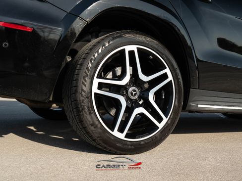 Used 2018 Mercedes-Benz GLS 550 4MATIC w/ Driver Assistance Package image 11