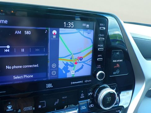 Used 2020 Toyota Highlander Limited AWD/4WD image 24