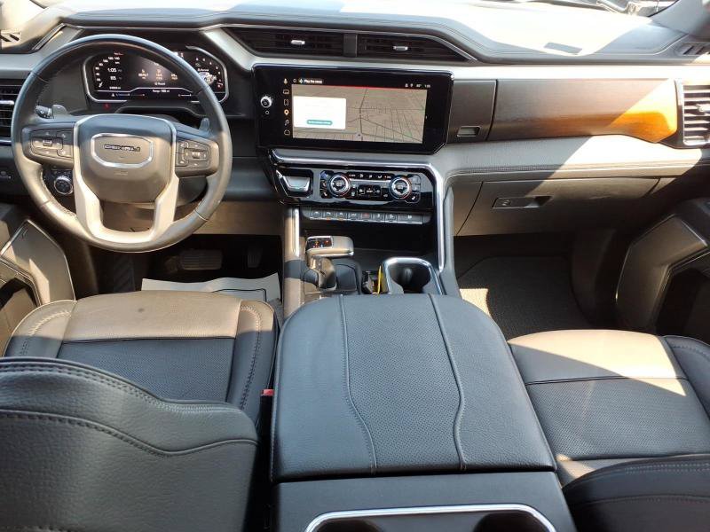 Used 2024 GMC Sierra 1500 Denali AWD/4WD image 2