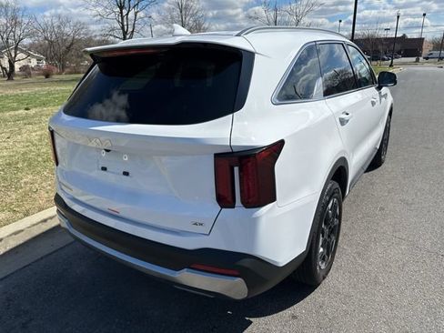 New 2026 Kia Sorento S AWD/4WD image 19