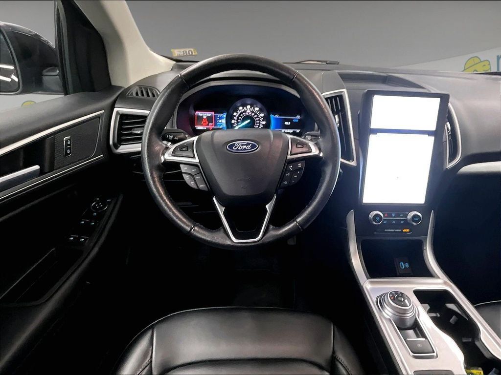 Used 2024 Ford Edge SEL AWD/4WD image 17