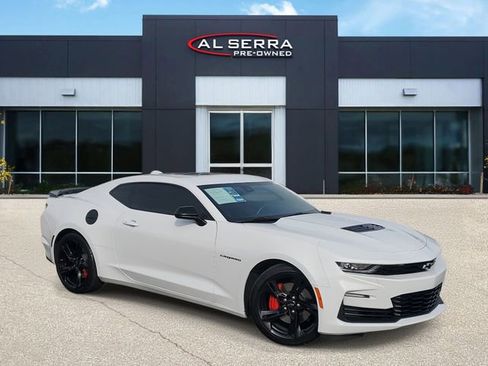 Certified 2024 Chevrolet Camaro SS RWD image 1