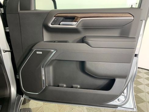 New 2026 GMC Sierra 1500 Elevation image 28