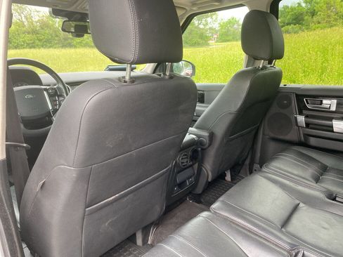 Used 2016 Land Rover LR4 HSE Silver Edition image 18