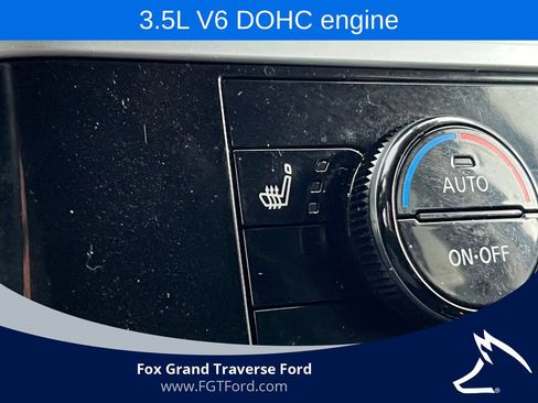 Used 2025 Nissan Pathfinder SV AWD/4WD image 26