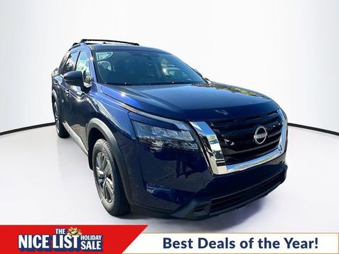 New 2025 Nissan Pathfinder SV image 1