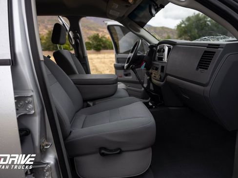 Used 2009 Dodge Ram 2500 Truck SLT w/ Popular Equipment Group image 17