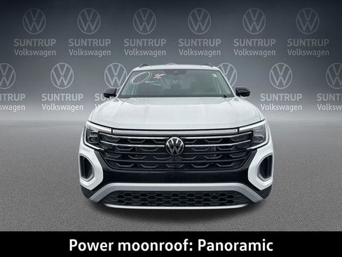 New 2026 Volkswagen Atlas Peak Edition AWD/4WD image 8