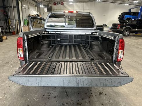 Used 2016 Nissan Frontier SV w/ SV Value Truck Package AWD/4WD image 25