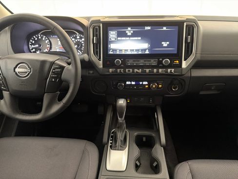 New 2026 Nissan Frontier SV w/ SV Convenience Package RWD image 18