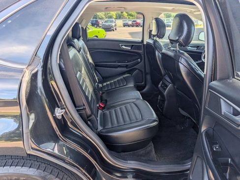 Used 2015 Ford Edge SEL w/ Equipment Group 201A AWD/4WD image 12