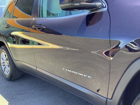 Used 2021 Jeep Cherokee Latitude Lux w/ Trailer Tow Group image 39