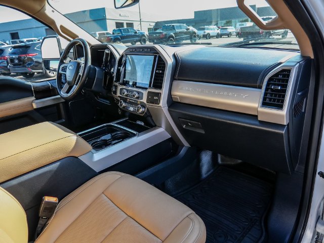Used 2022 Ford F250 Lariat w/ Tremor Off-Road Package AWD/4WD image 17