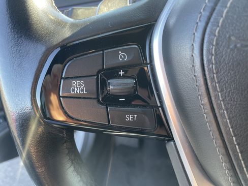 Used 2018 BMW 530i RWD image 14