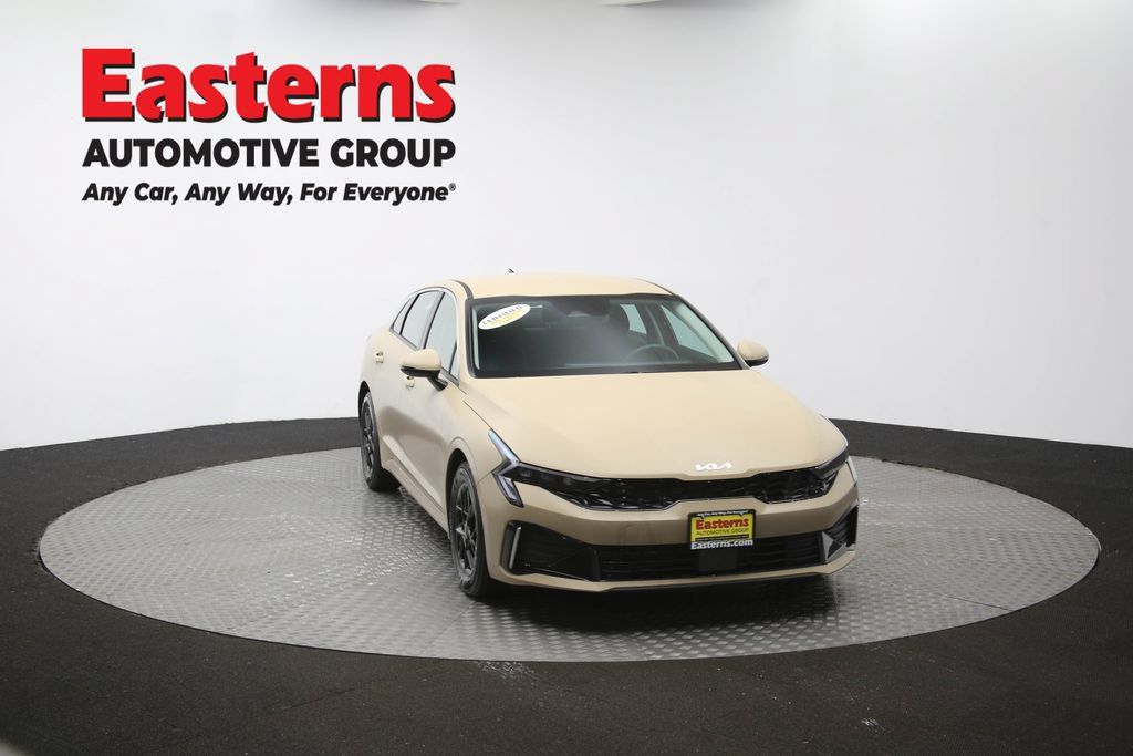 Used 2025 Kia K5 LXS FWD image 54
