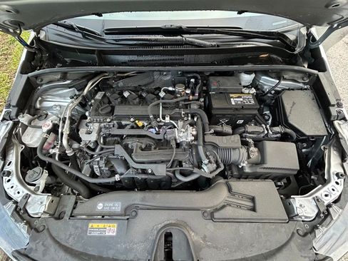 Used 2023 Toyota Corolla LE FWD image 11