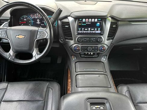Used 2016 Chevrolet Suburban LTZ image 16