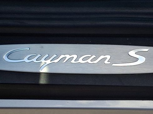 Used 2019 Porsche 718 Cayman S RWD image 31
