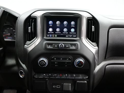 Used 2025 Chevrolet Silverado 1500 Custom Trail Boss w/ LPO, Dark Essentials Package AWD/4WD image 16