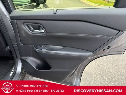 Certified 2024 Nissan Rogue SV w/ SV Premium Package FWD image 36