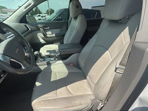 Used 2016 GMC Acadia SLT w/ Premium Edition AWD/4WD image 11