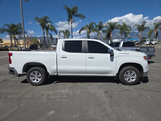 Used 2025 Chevrolet Silverado 1500 LT w/ Convenience Package II RWD image 2