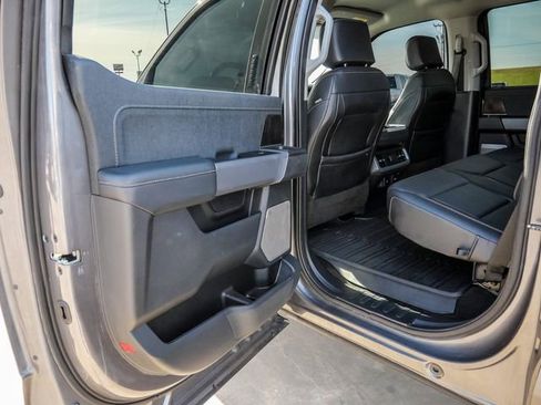 Used 2023 Ford F150 Lariat w/ FX4 Off-Road Package AWD/4WD image 22