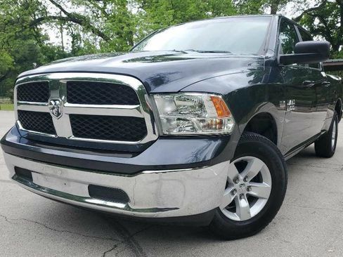 Used 2020 RAM 1500 Classic SLT image 1