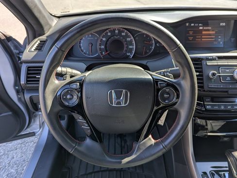 Used 2017 Honda Accord Sport Special Edition image 14