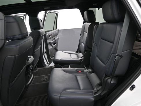 Used 2024 Toyota Sequoia Platinum image 15