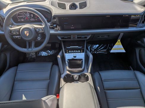 New 2026 Porsche Cayenne Coupe AWD/4WD image 22
