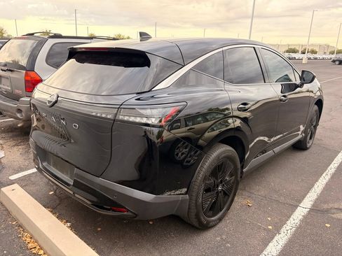 Used 2025 Nissan Murano SV FWD image 5