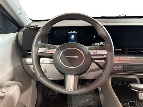 Used 2024 Hyundai Kona SEL image 15