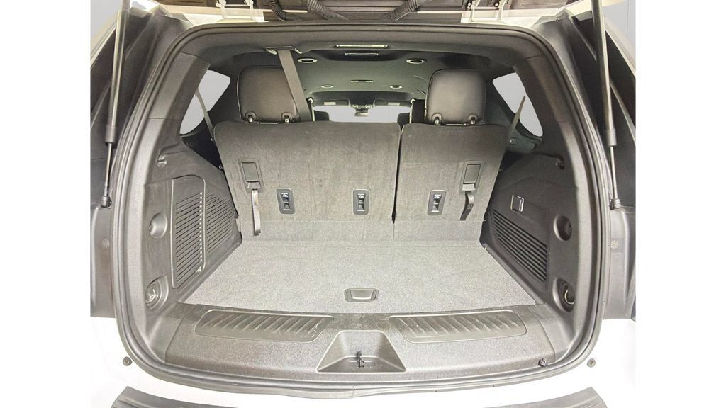 Used 2024 Chevrolet Tahoe LS RWD image 29