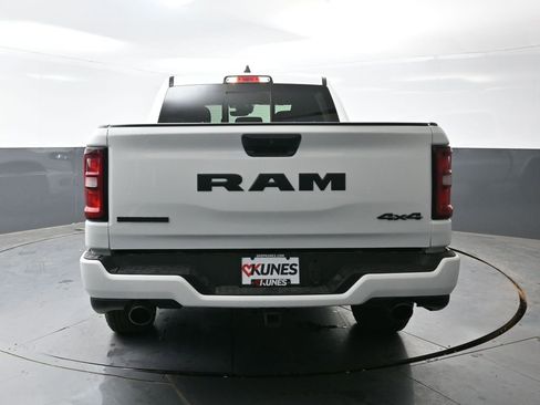 New 2026 RAM 1500 4x4 Crew Cab image 8