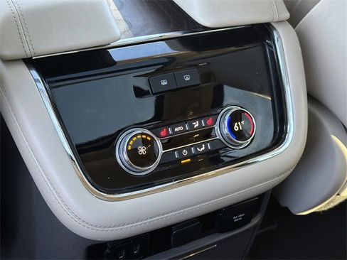 Used 2019 Lincoln Navigator L Reserve w/ Cargo Package image 23