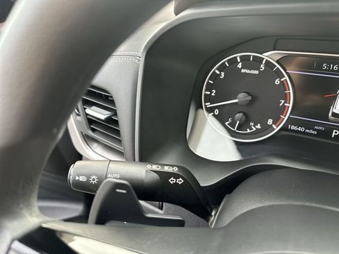 Certified 2023 Nissan Rogue SV image 23