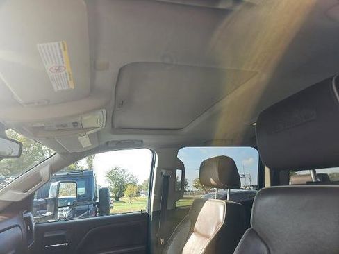 Used 2015 Chevrolet Silverado 3500 High Country w/ Duramax Plus Package image 11