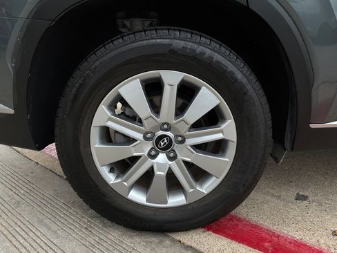 Used 2025 Hyundai Palisade SEL FWD image 9